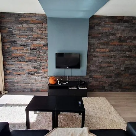 George Apartment