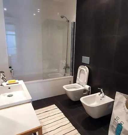 George Apartment